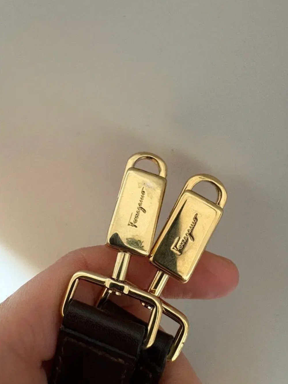 Medium Salvatore Ferragamo IconicTop-Handle Bag with Gold Hardware - Picture 8 of 9